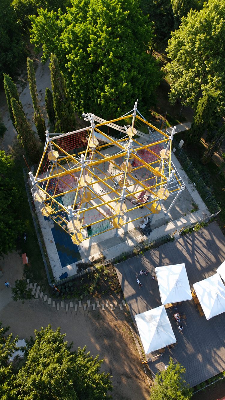Въженото съоръжение на Fun Park Ezero